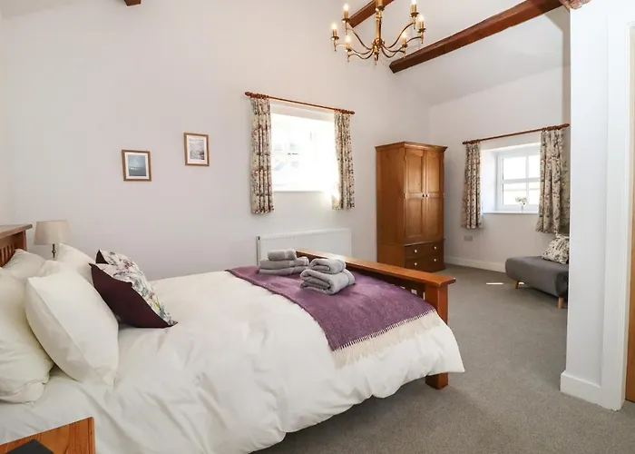 3 Hull House Skipton