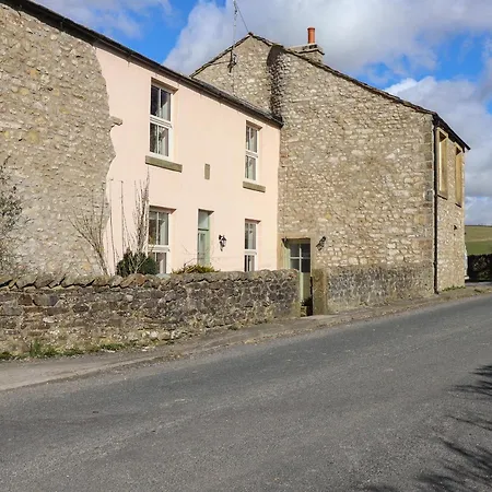 3 Hull House Casa de Férias *