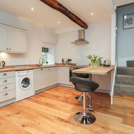 Holiday home 3 Hull House *